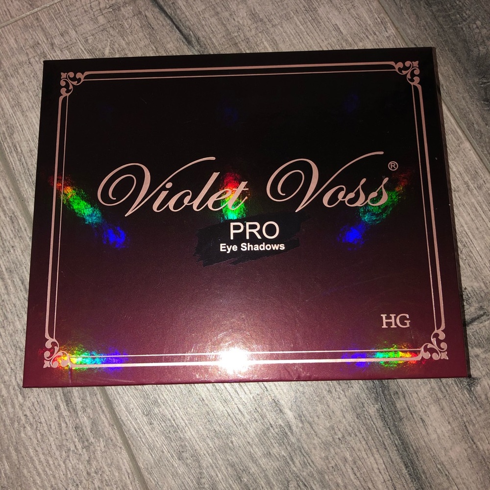 Violet Voss HG Pro Palette